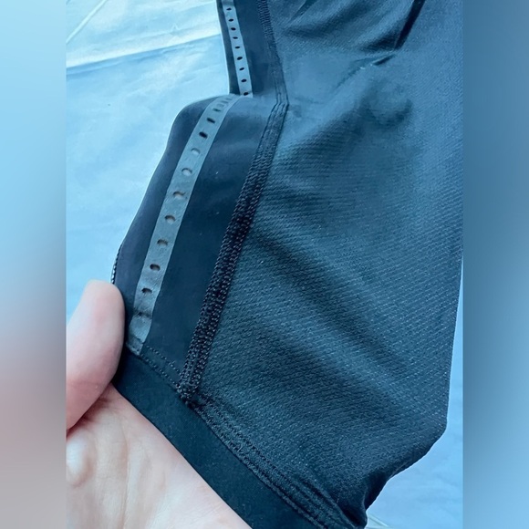 Lululemon Run Inspire Crop Leggings All Full-On Luxtreme Black and White 4 - Picture 10 of 15